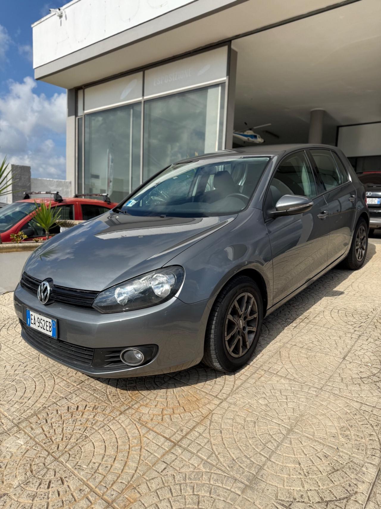 Volkswagen Golf 1.6 5p. Highline GPL