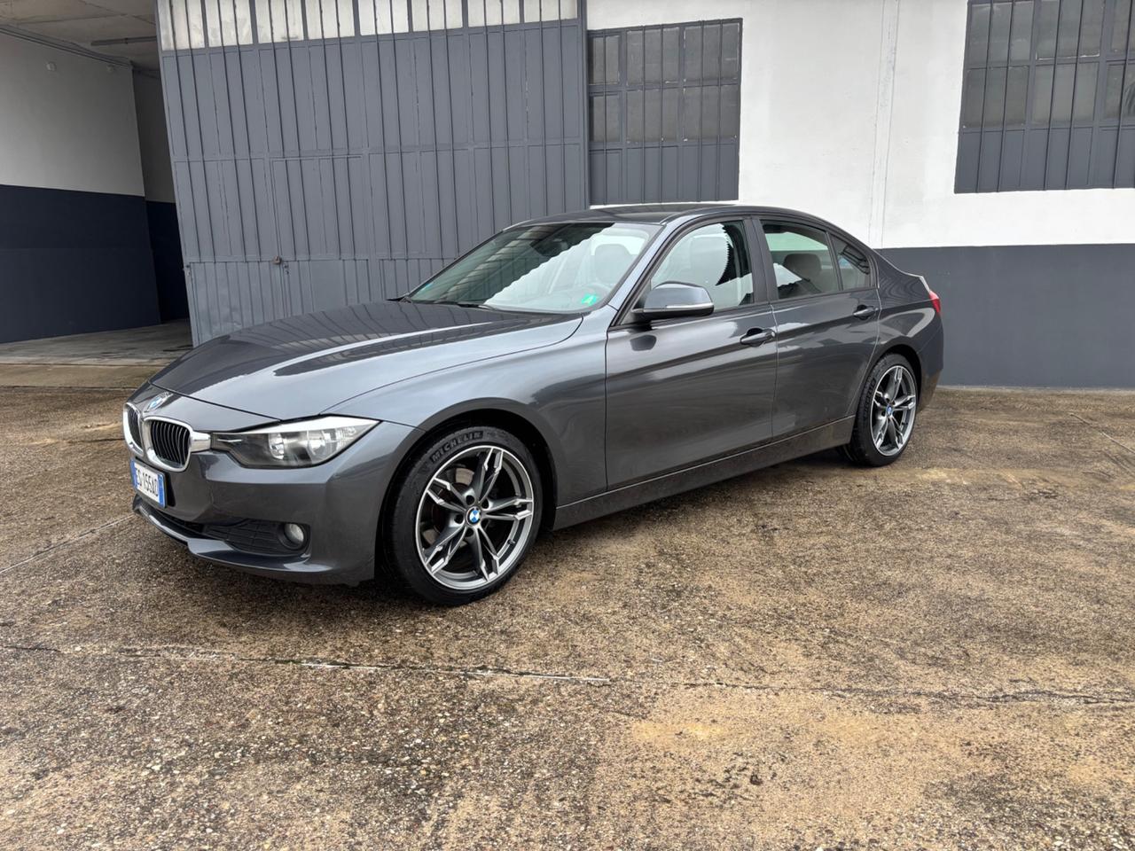 BMW 320d 2.0D 163cv . Garanzia 12 mesi