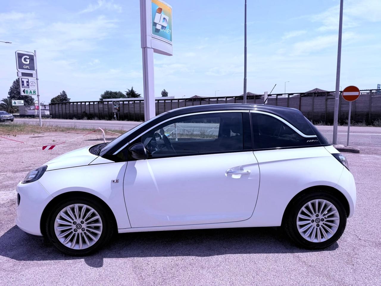 Opel Adam 1.4 87 CV GPL Ok neopatentati