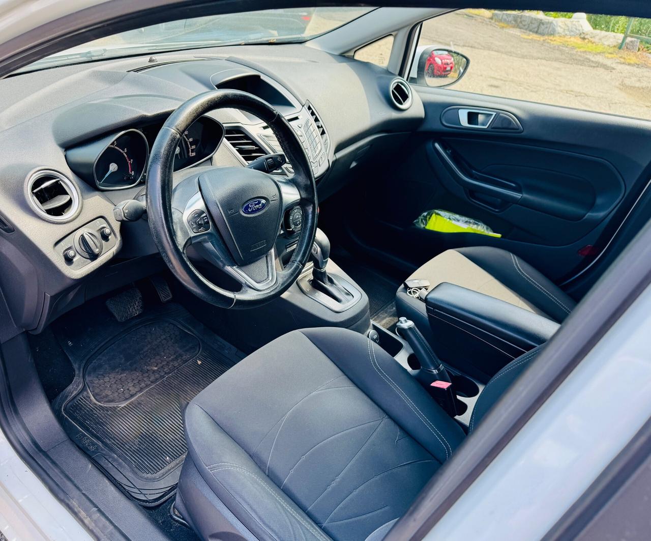 Ford Fiesta 1.0 EcoBoost 100CV AUTOMATICA!! !!!