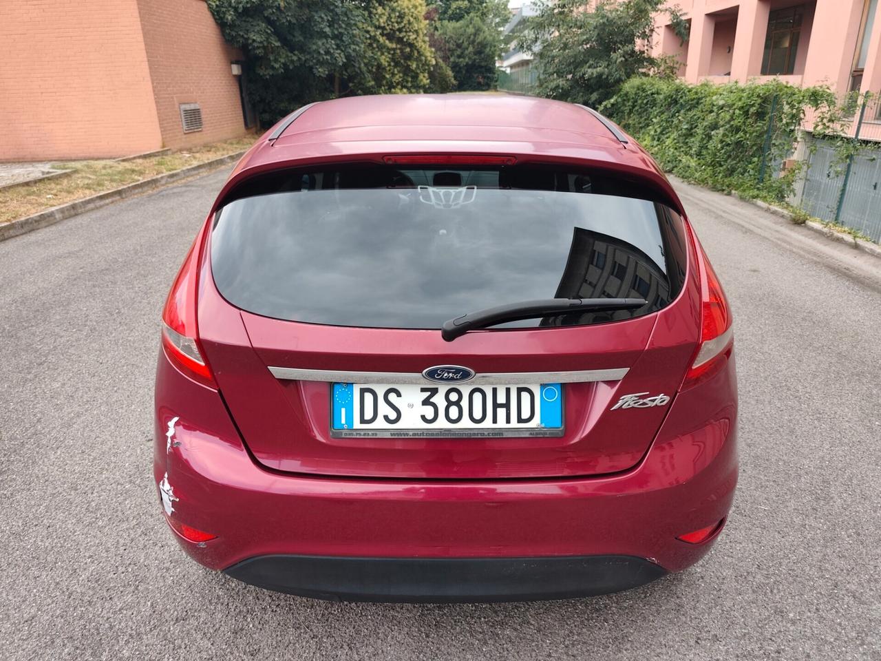 Ford Fiesta 1.2 Benz 82CV 3 porte Titanium
