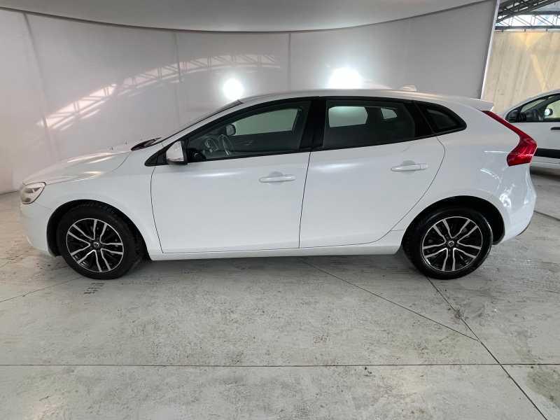 VOLVO V40 II - V40 2.0 D2 Business Plus my19