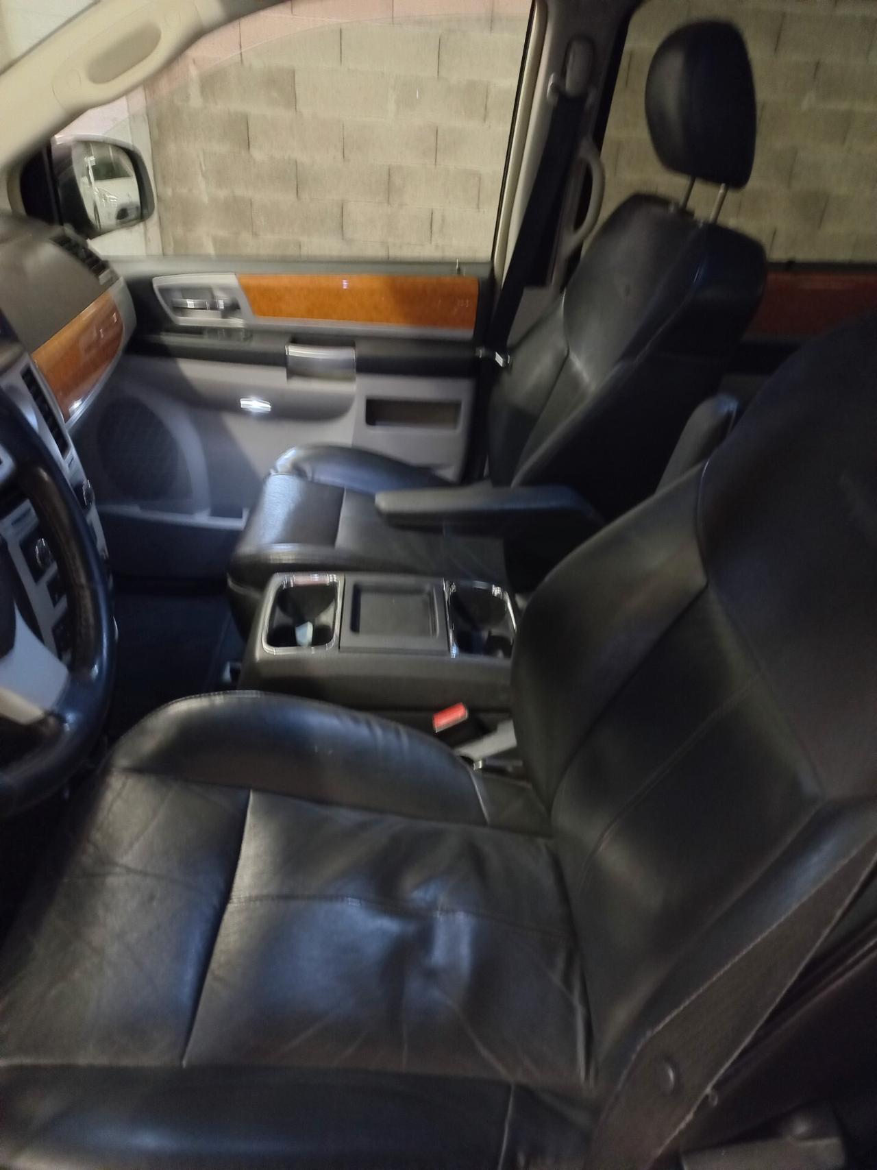 Chrysler Voyager Grand 2.8 CRD cat Limited Auto