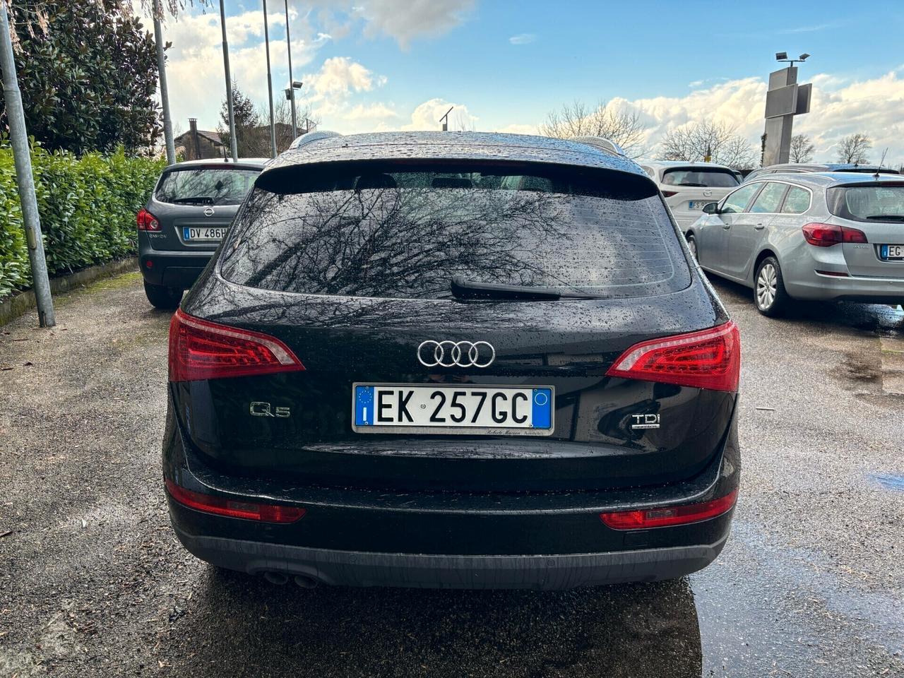 Audi Q5 2.0 TDI 4x4 Cambio Automatico Neopatentati