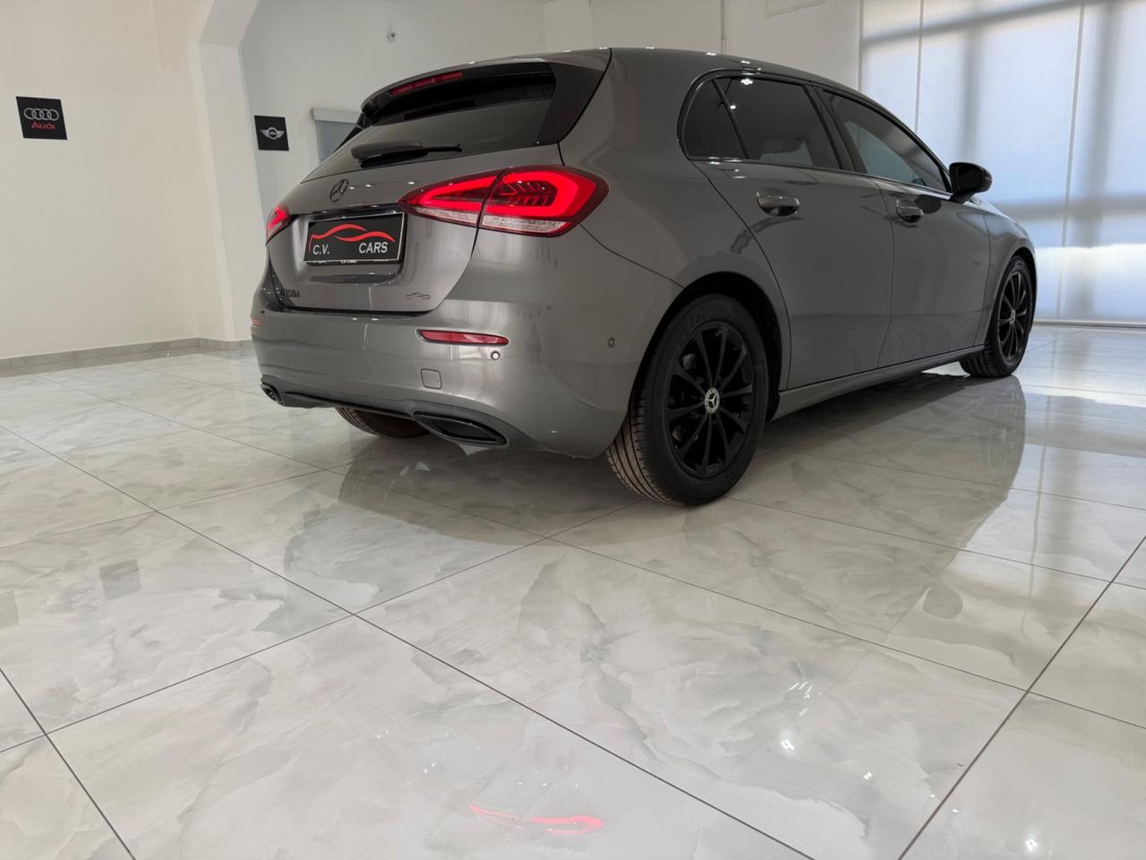 MERCEDES-BENZ A 180 D AUTOMATIC SPORT IVA ESPOSTA