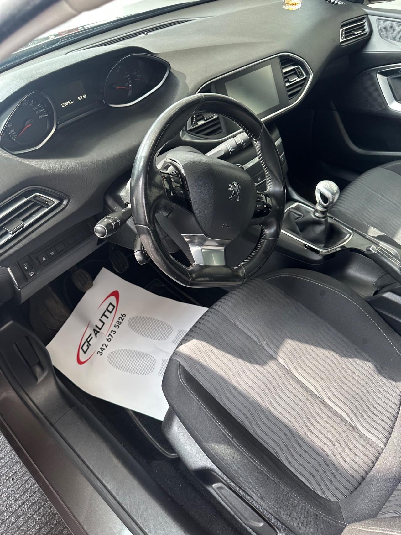 Peugeot 308 BlueHDi 120 S&S EAT6 Business