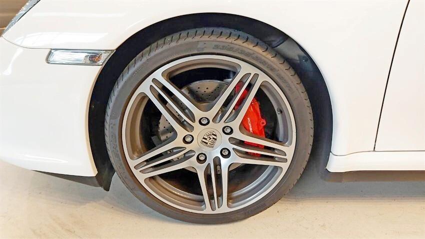 Porsche 911 Carrera 4S Cabriolet