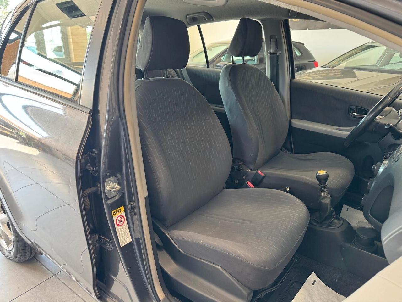 Toyota Yaris 1.3 5 porte Sol