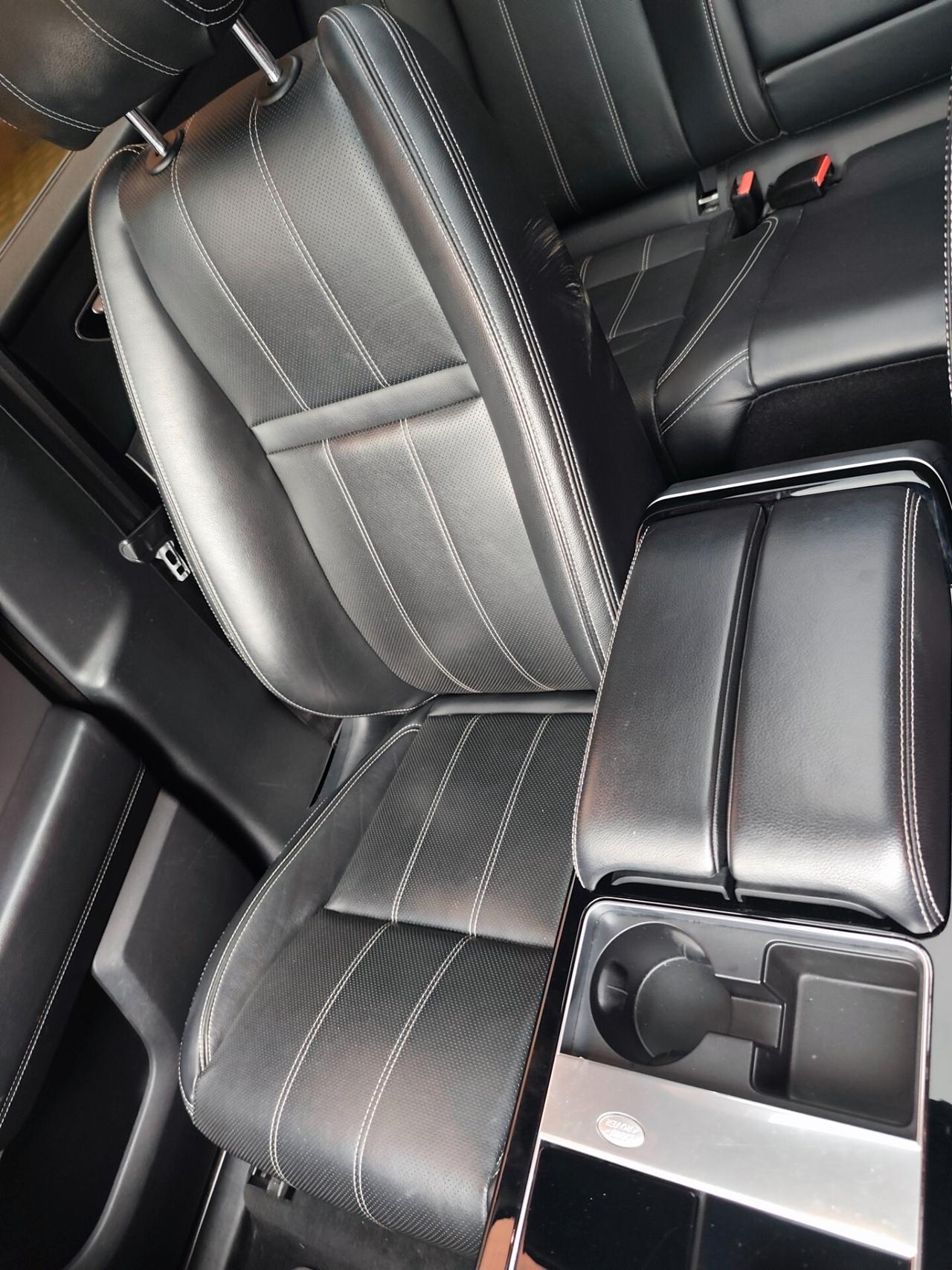 Land Rover Range Velar 2.0D I4 240 CV R-Dynamic