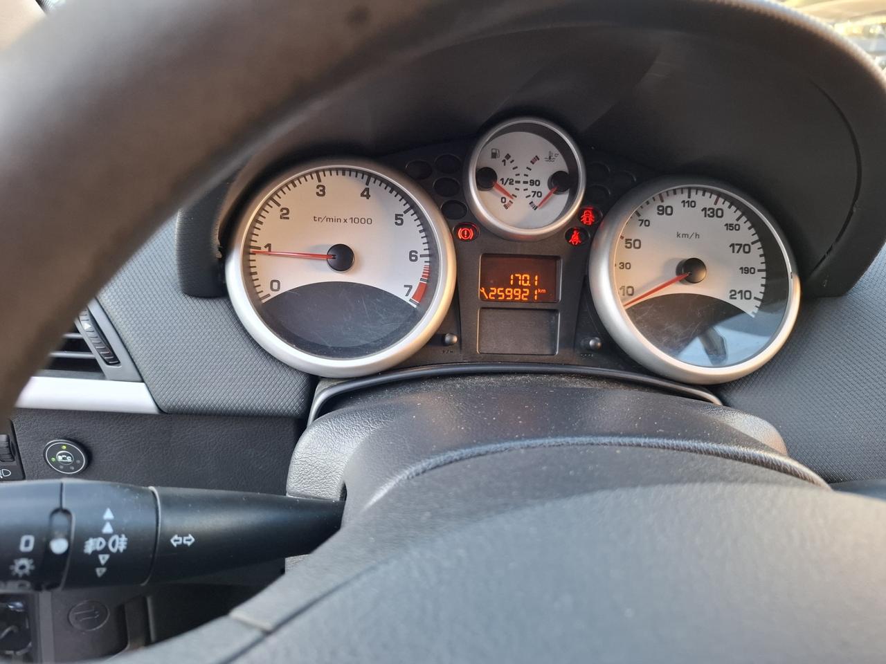 Peugeot 207 1.4 8V 75CV 5p. X Line ECO GPL