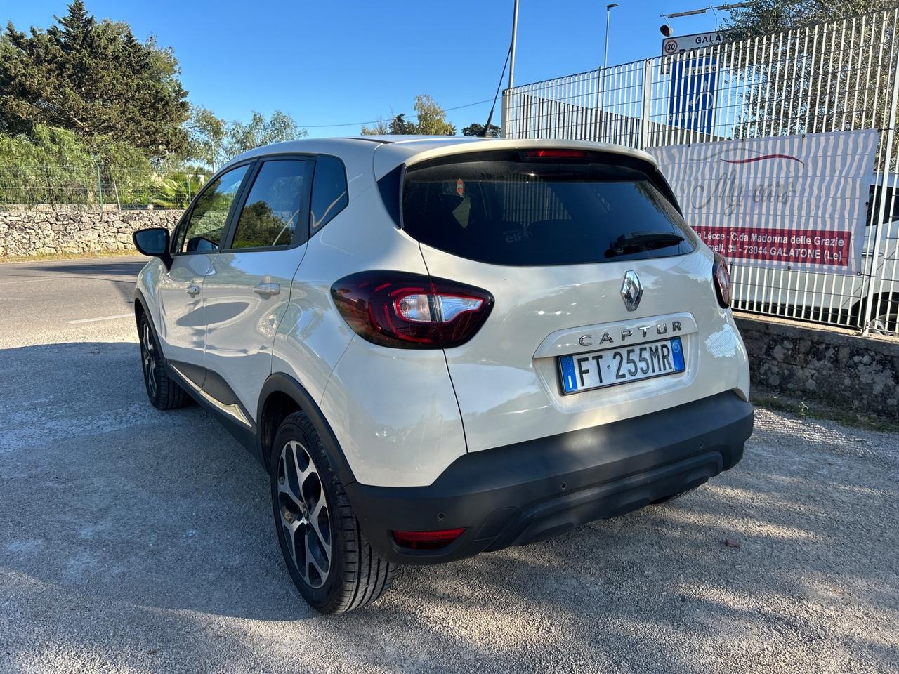 Renault Captur 1.5 90 CV MOD.2019/NAVI