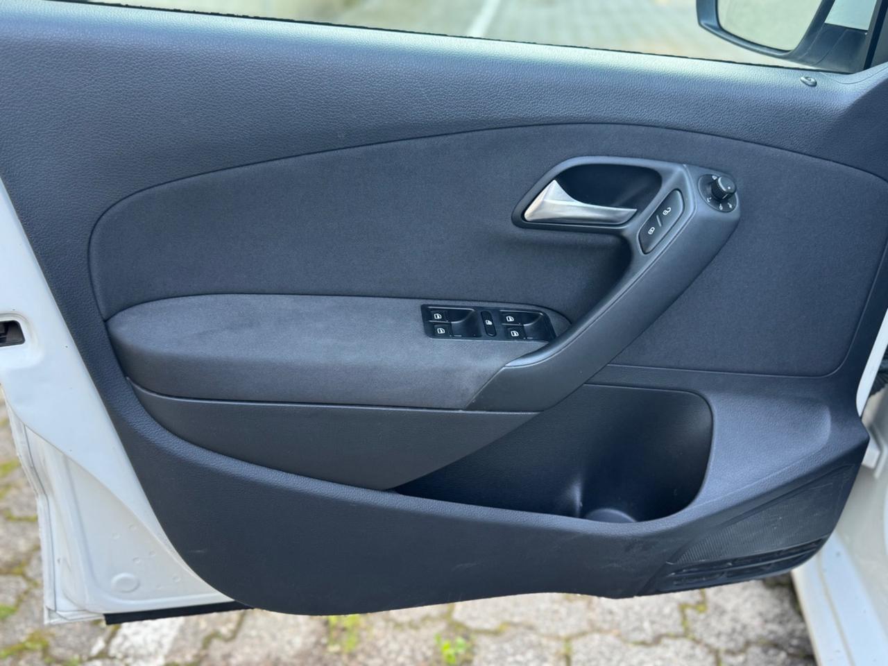 Volkswagen Polo 1.2 TDI Comfortline NEOPATENTATI OK
