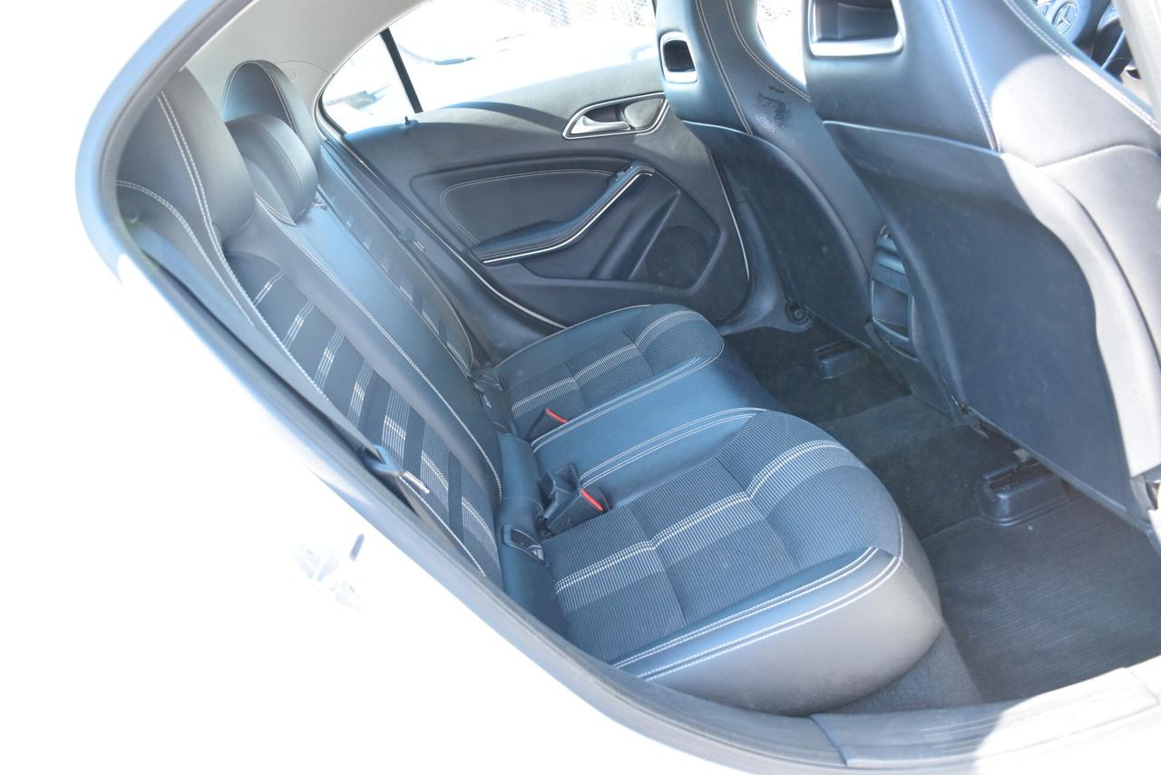 Mercedes-benz A 180 MERCEDES CLASSE 180d Aut. Sport NAVI PELLE CRUISE CAM BT ADAS