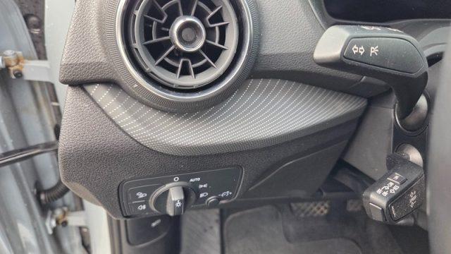 AUDI Q2 35 TFSI Admired PERMUTE