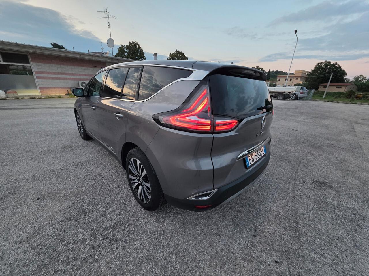 Renault Espace dCi 160CV EDC Energy Initiale Paris 4Control