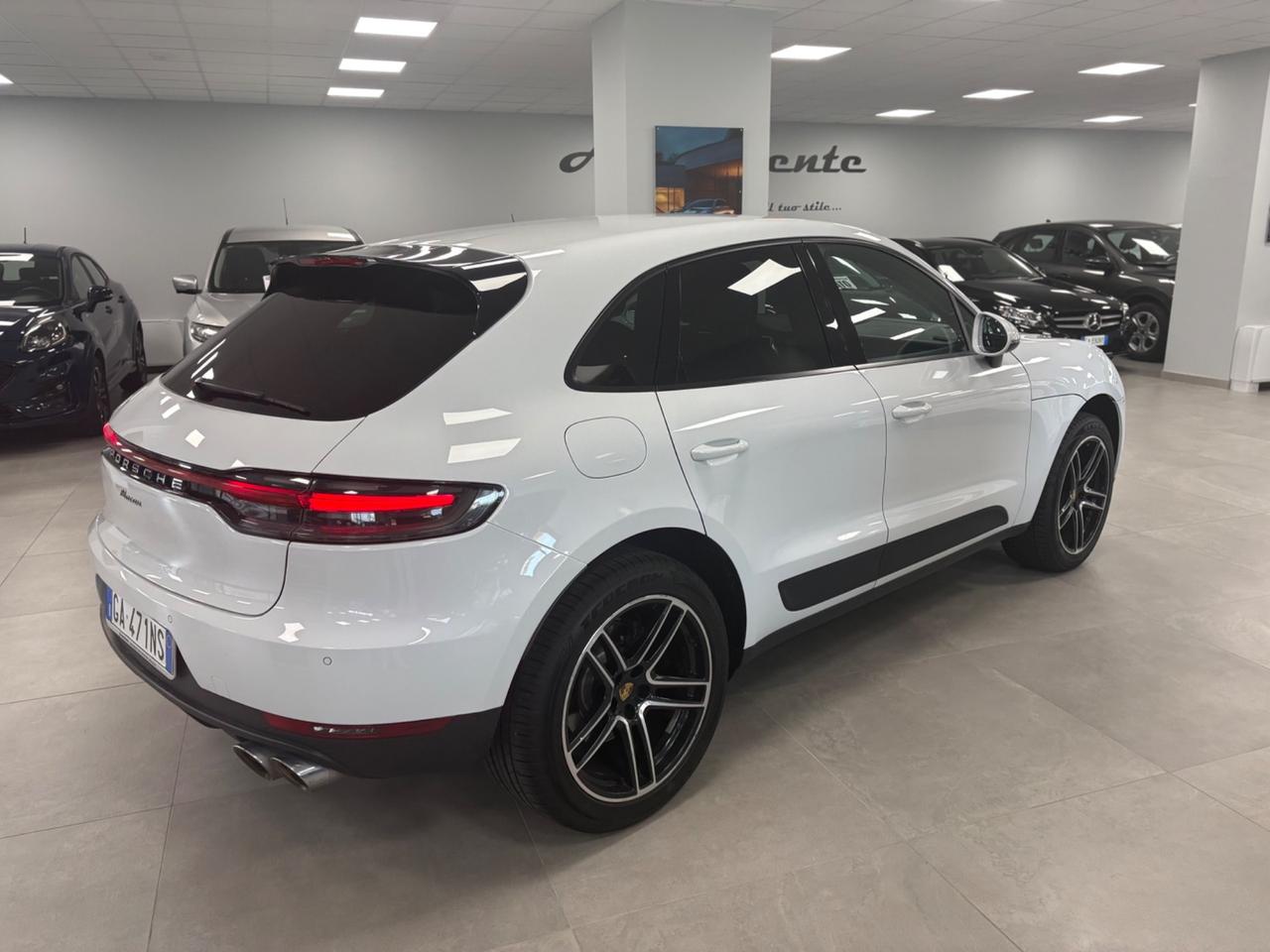 Porsche Macan 2.0 Benzina 245cv 2020 km 137000