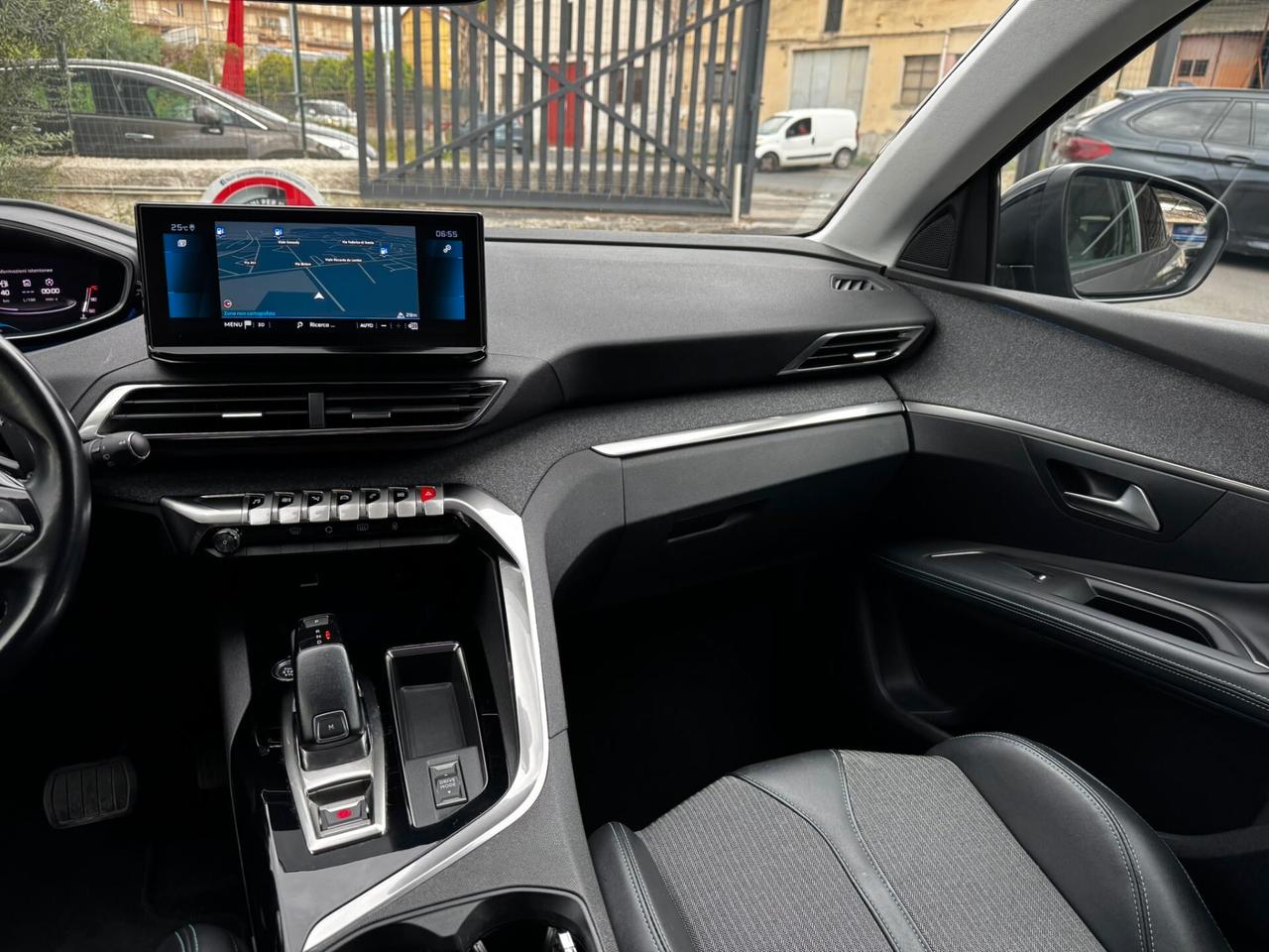 Peugeot 3008 BlueHDi 130 S&S EAT8 Allure