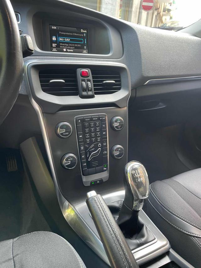 VOLVO V40 D2 1.6 Momentum