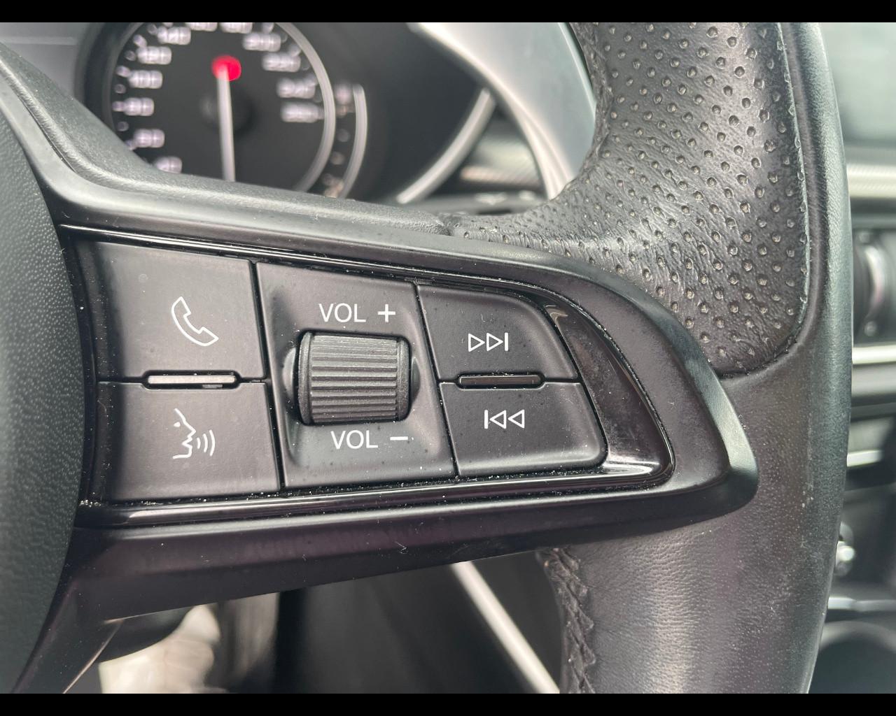 ALFA ROMEO Stelvio - Stelvio 2.2 Turbodiesel 190 CV AT8 Q4 Sprint