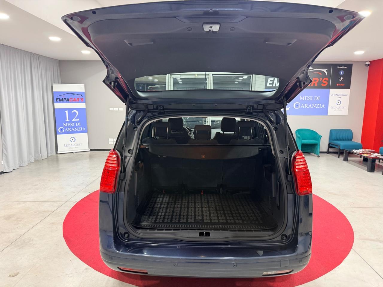Peugeot 5008 1.6 HDi 115CV Active