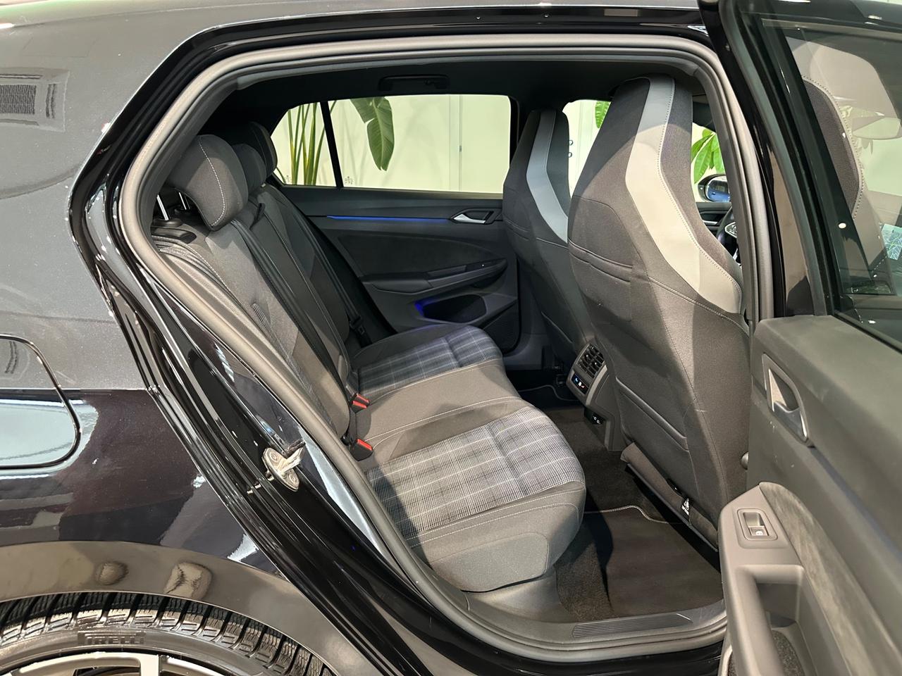 Volkswagen Golf 2.0 TDI DSG GTD