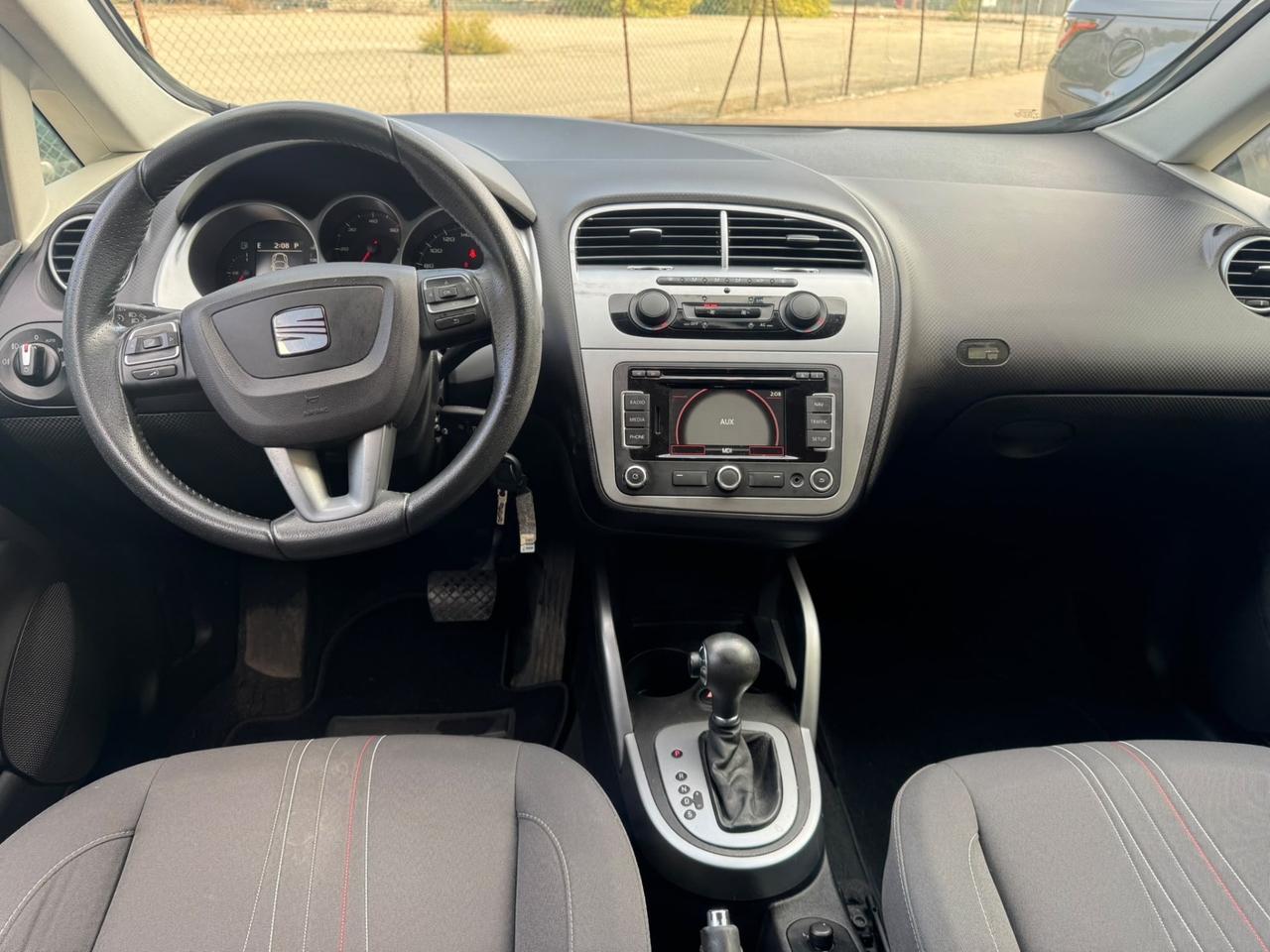 Seat Altea Anno 2013 1.6 Diesel AUTOMATICO EURO5 NEOPATENTATI