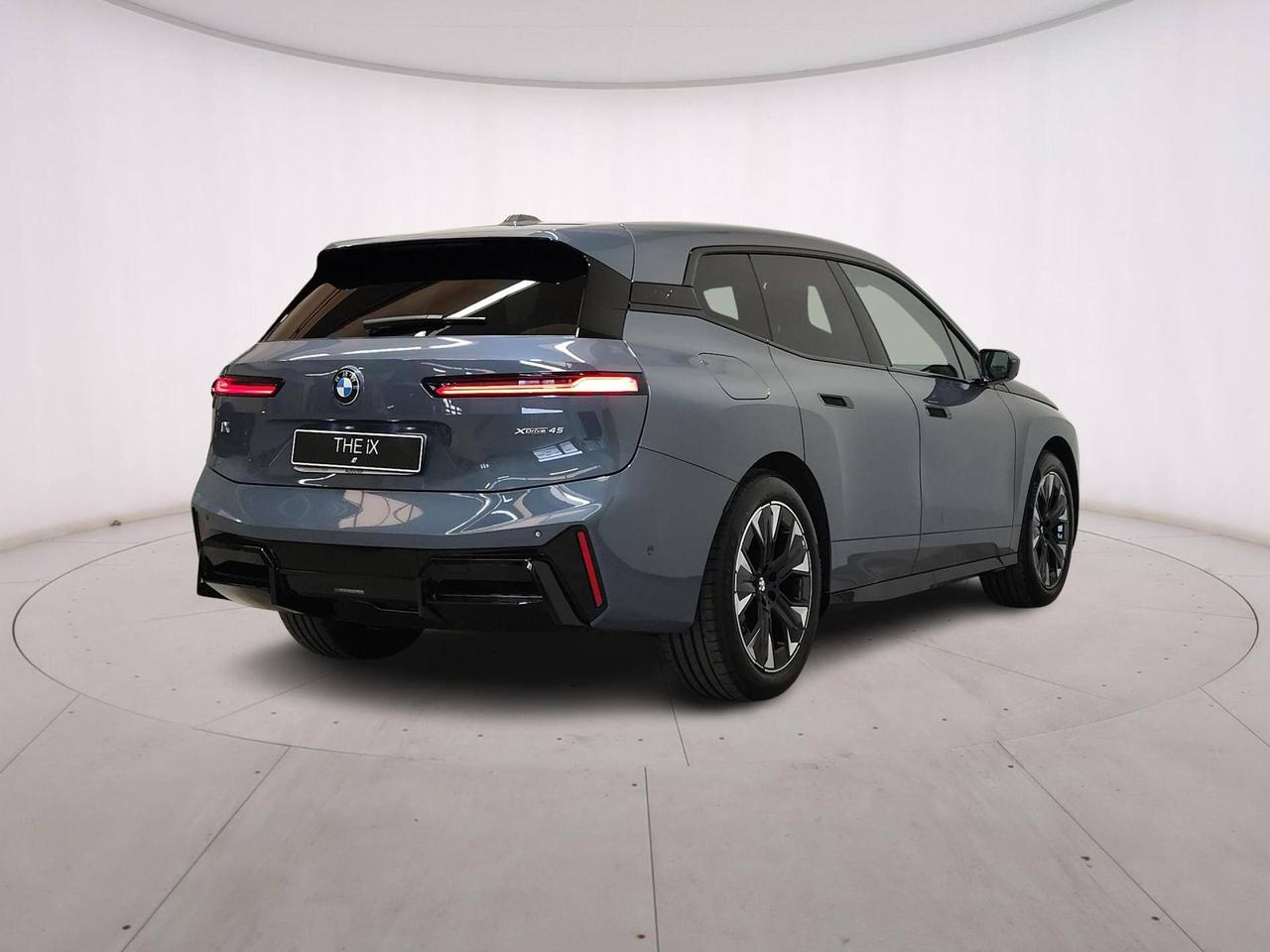 BMW iX xDrive45 MSport Pro