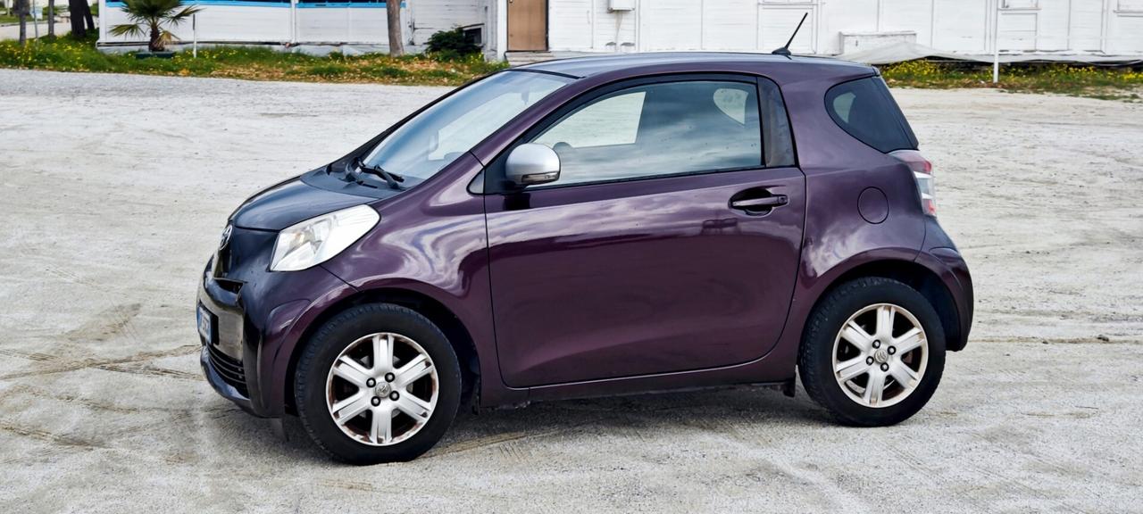 Toyota iQ 1.0 Multidrive Versione Lancio