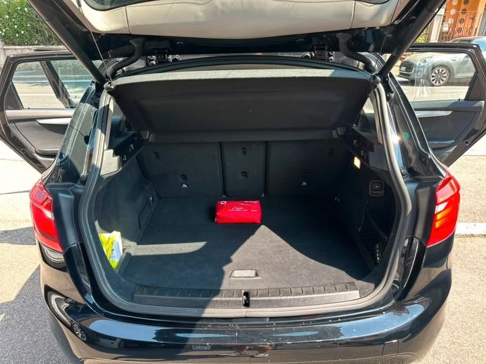 Bmw 2er Active Tourer 218d Luxury AUTOMATICA