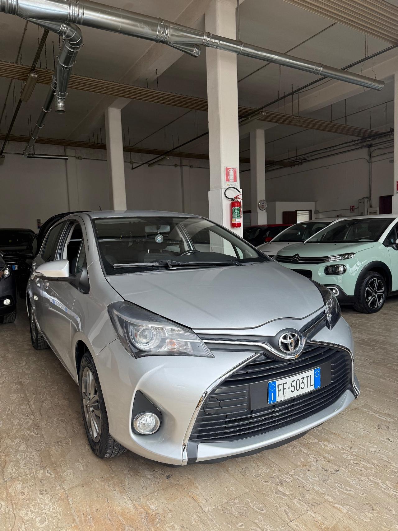 Toyota Yaris 2016 1.0 5 porte