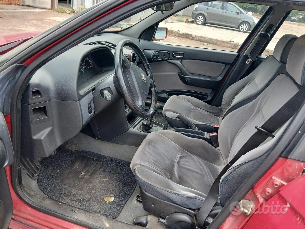 Alfa Romeo 146 1.6 IE cat