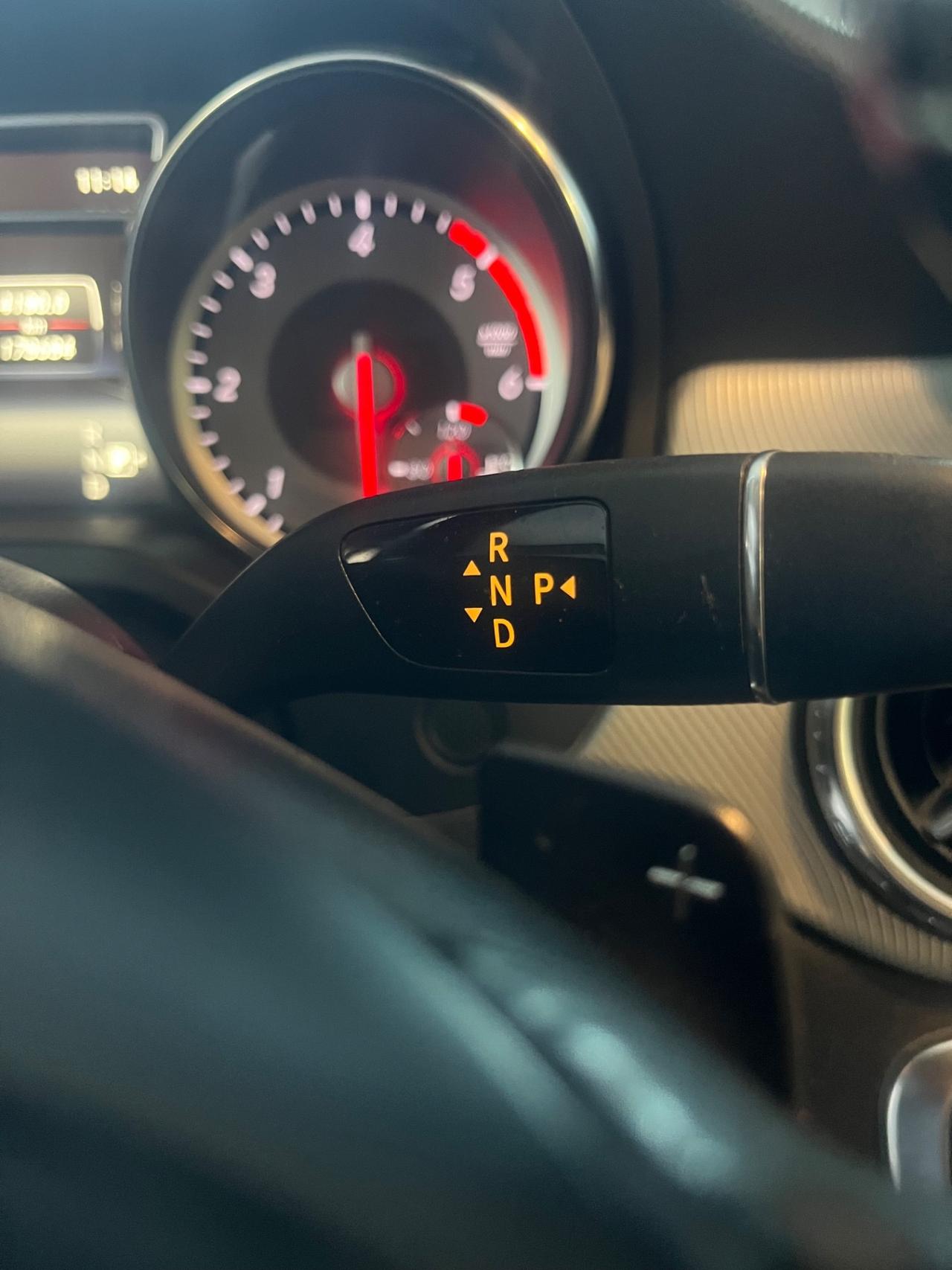 Mercedes-benz GLA 200 CDI Automatic Premium