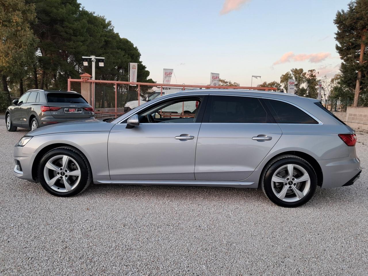 Audi A4 35 TDI * VIRTUAL-LED-NAVY*RADAR