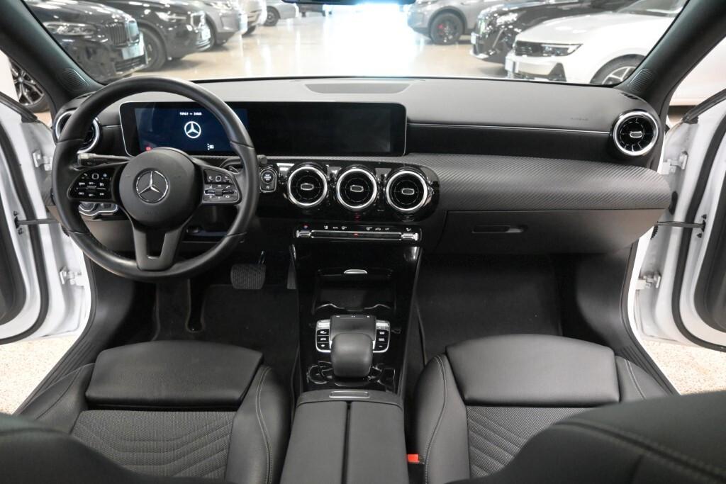 MERCEDES-BENZ A 180D SEDAN 115CV AUTOM. BUSINESS SOLUTION PLUS