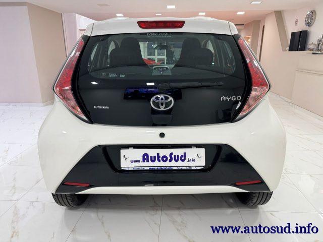 TOYOTA Aygo 1.0 VVT-i 69 CV 5 porte x-play MMT
