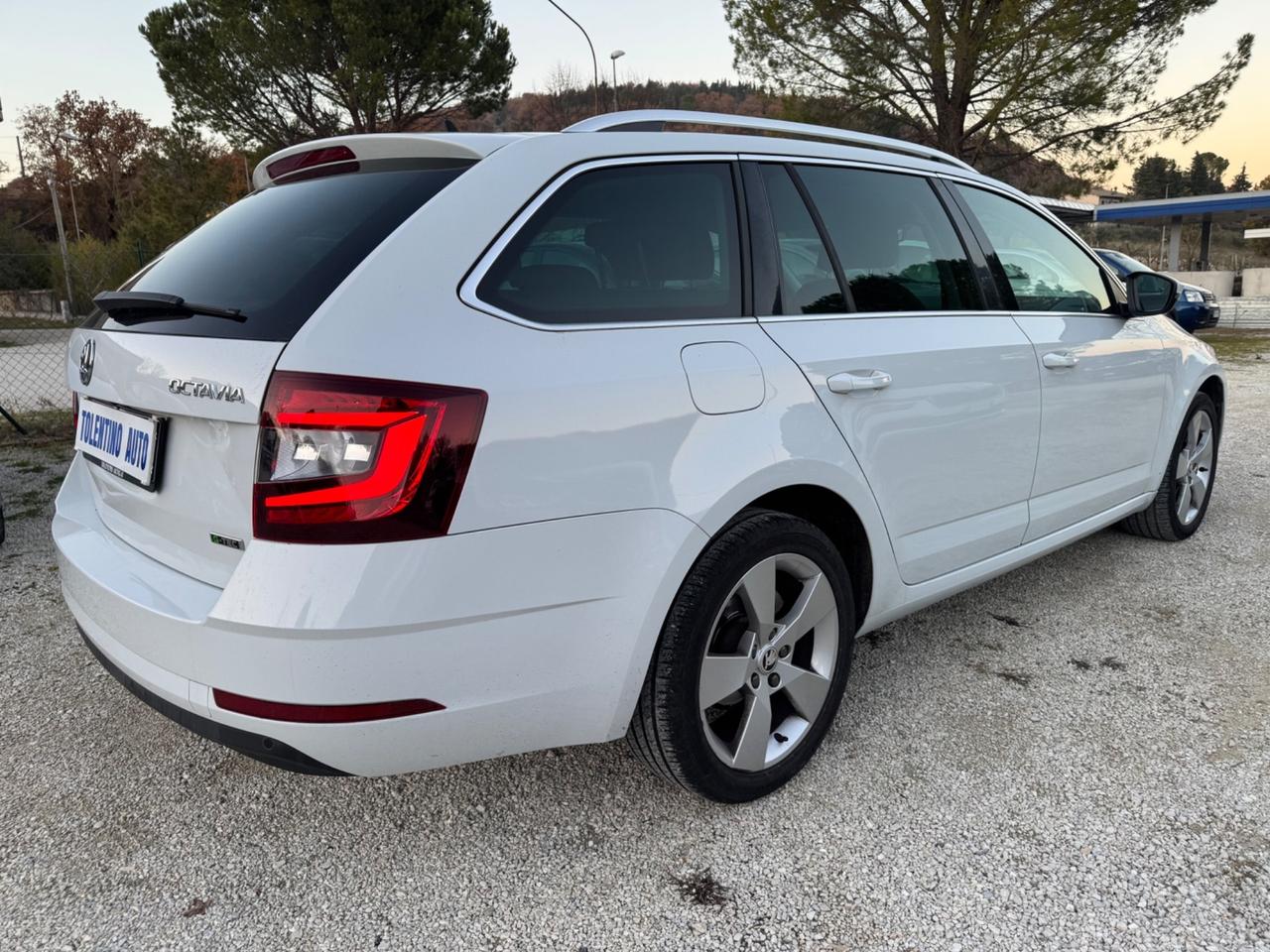 Skoda Octavia 1.5 DSG Wagon Style G-Tec