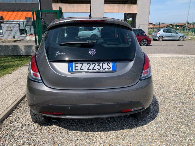LANCIA Ypsilon 1.2 69 CV 5 porte Platinum