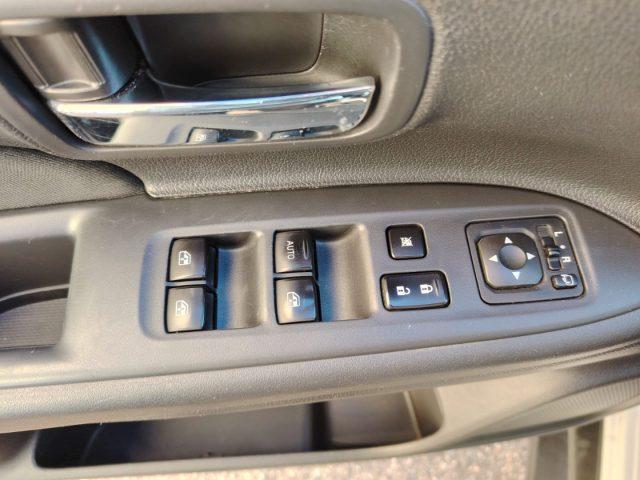 MITSUBISHI Outlander 2.2 DI-D 4WD Instyle Plus SDA 7 posti AUTOMATICO