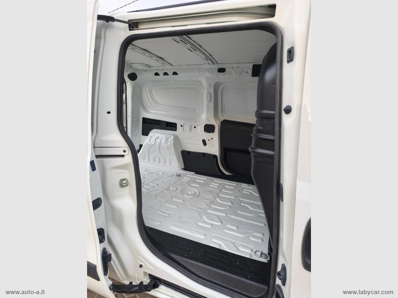 DOBLO 1.6 MJT 105 CV MAXI FURGONE 3 POSTI