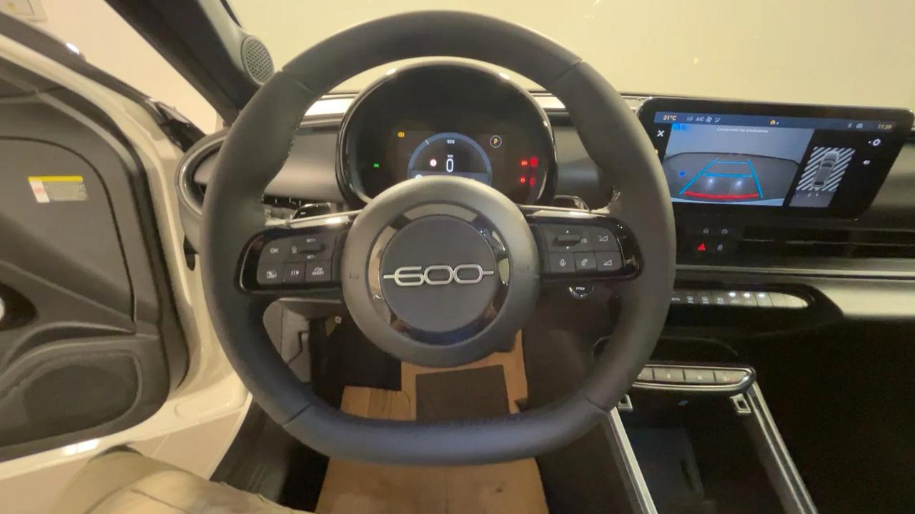Fiat 600 Hybrid 110 CV DCT MHEV Sport Edizione Milano Cortina 26