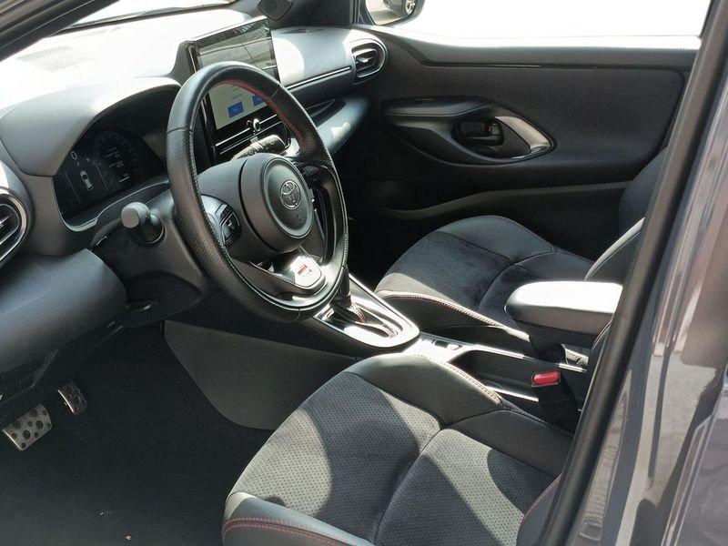 Toyota Yaris Hybrid 130 GR SPORT