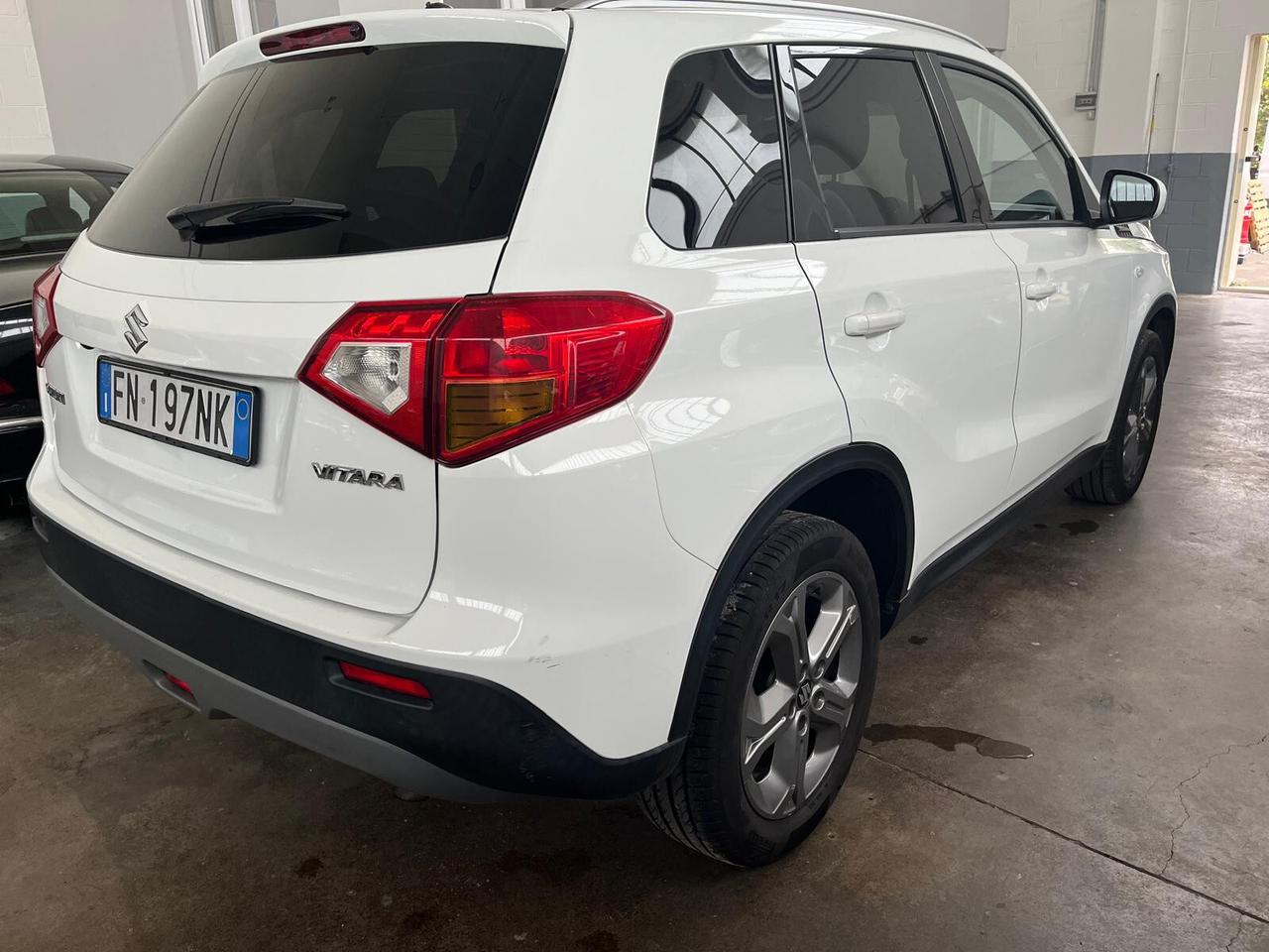 Suzuki Vitara 1.6 VVT A/T V-Top