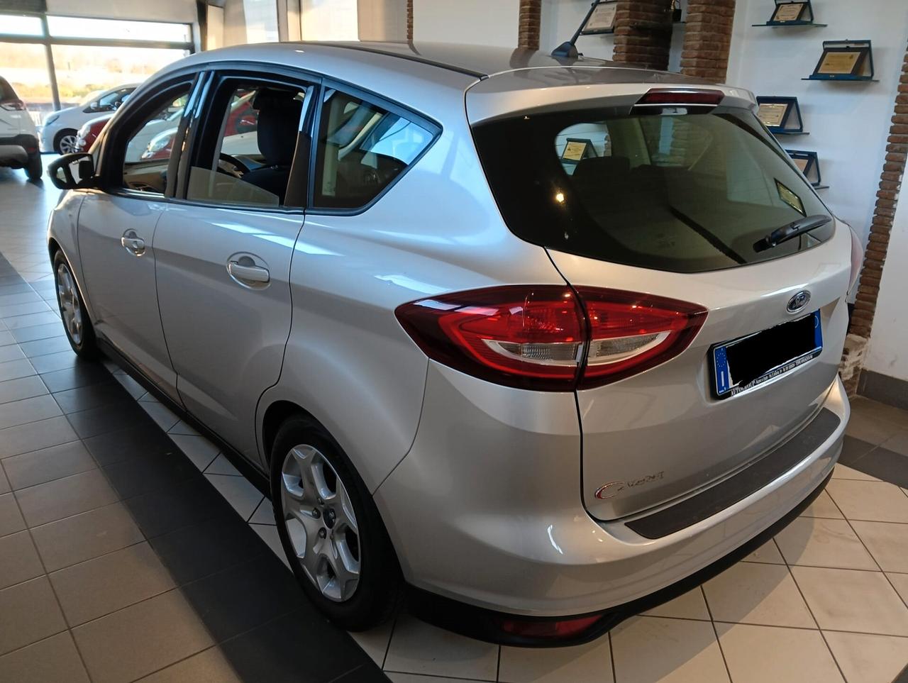 Ford C-Max 1.6 120CV GPL