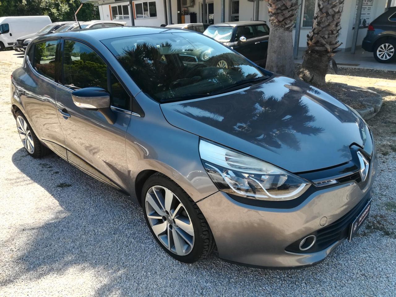 RENAULT - Clio - 1.5 dCi 8V 75 CV 5p. Costume Nat. - NEOPATENTATI - FINANZIABILE - PERMUTE