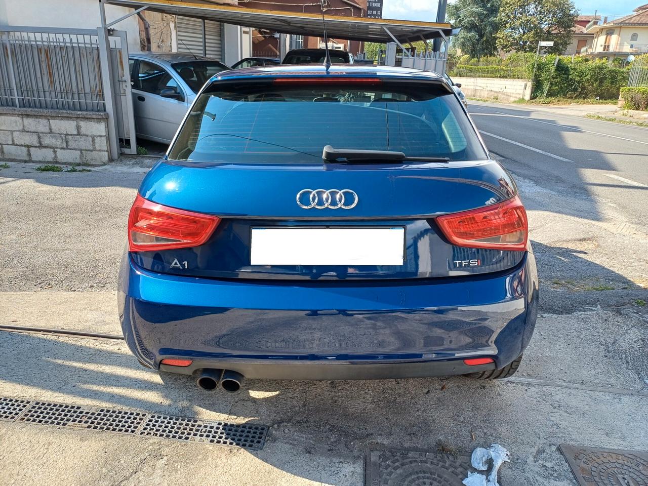 Audi A1 1.4 TFSI S tronic 119g Ambition S Line