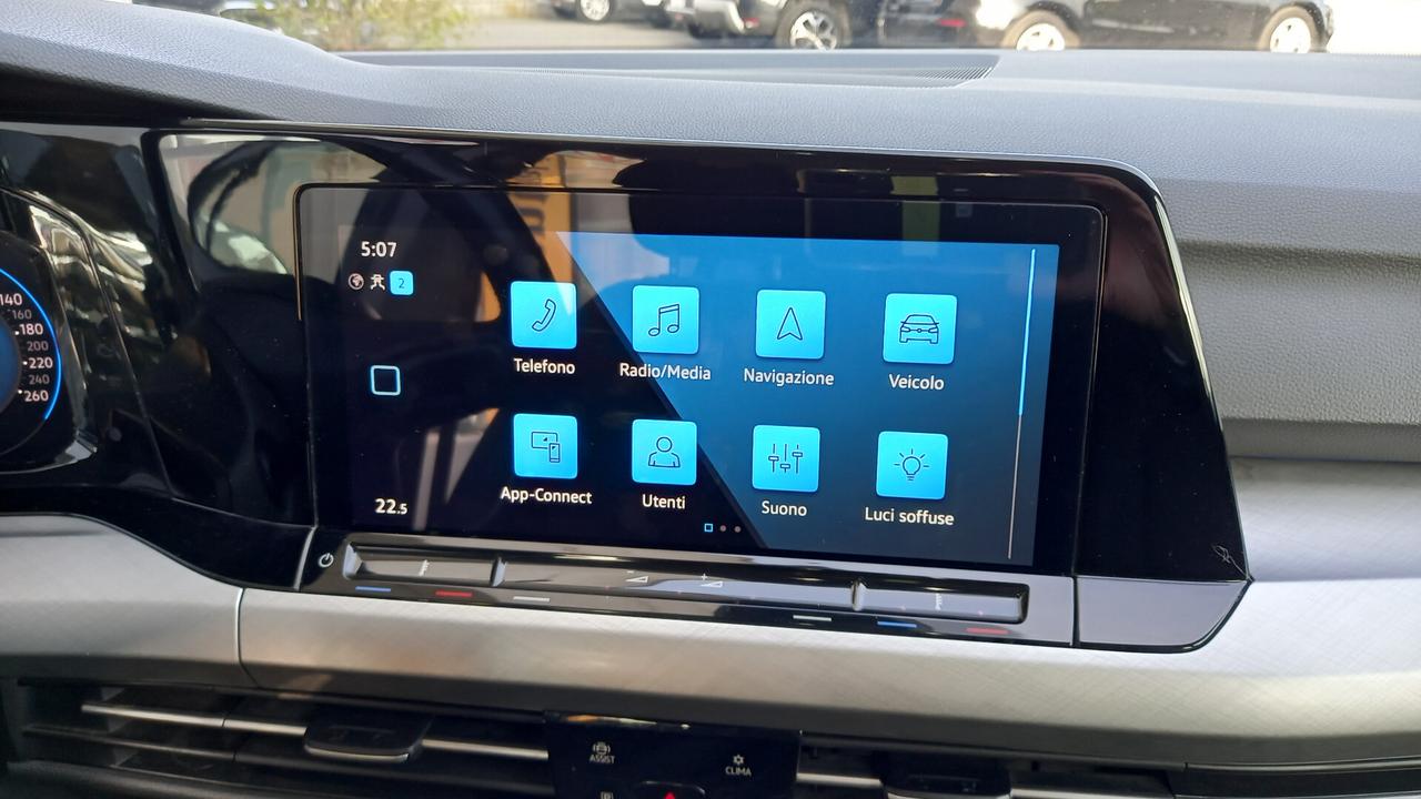 Volkswagen Golf 1.0 eTSI EVO DSG Life