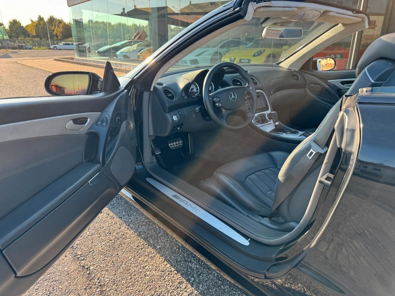 Mercedes SL 55 AMG targa oro