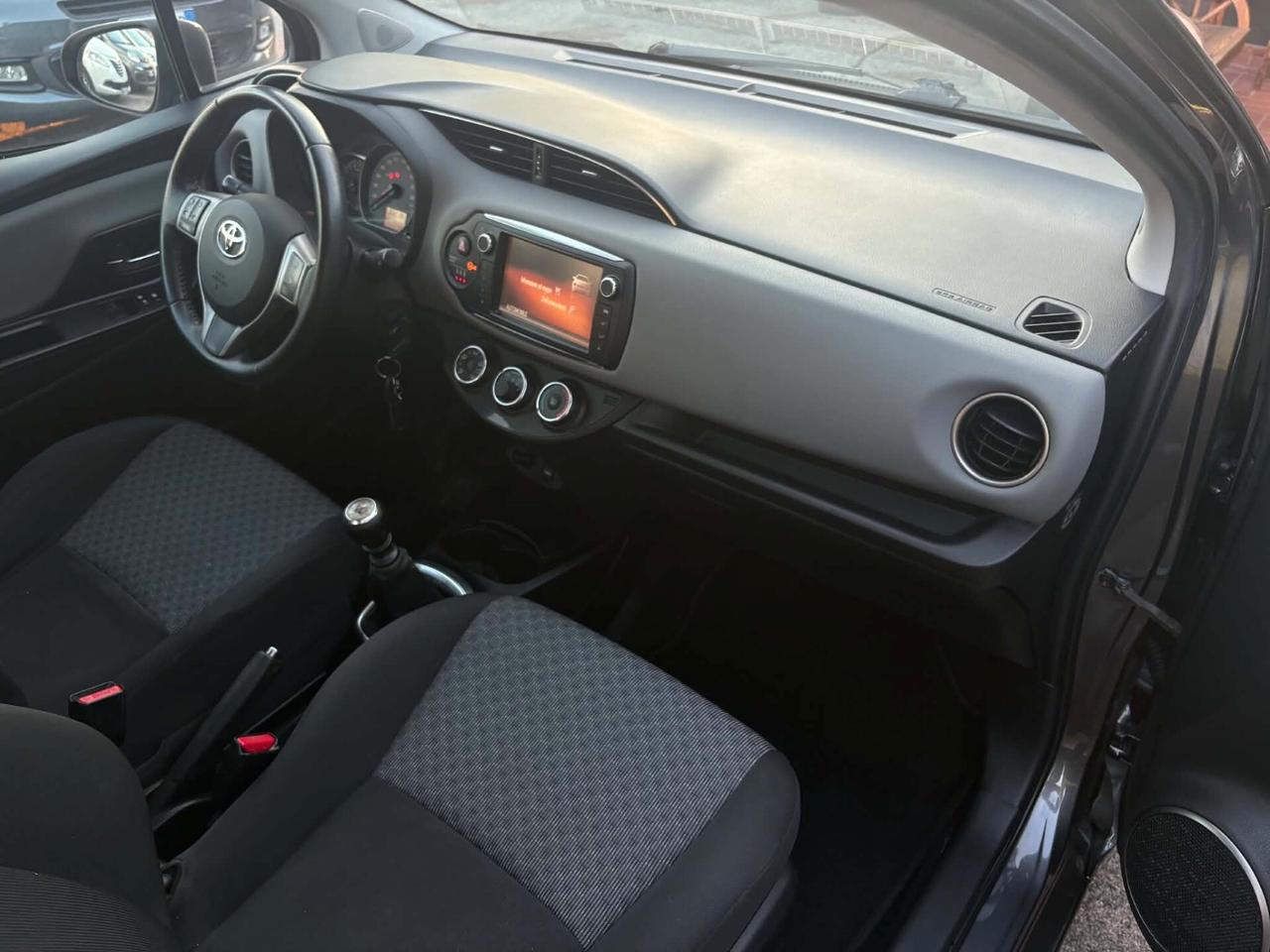 Toyota Yaris 1.3 5 porte Lounge