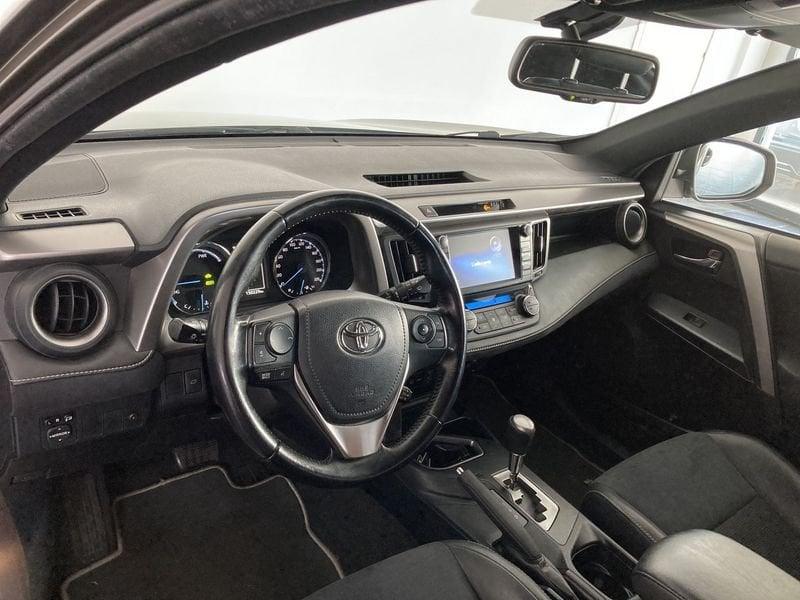 Toyota RAV4 2.5 Hybrid 2WD Style