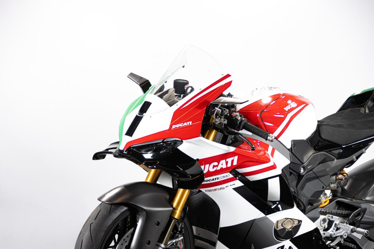 2025 DUCATI PANIGALE V4 TRICOLORE RDS02007